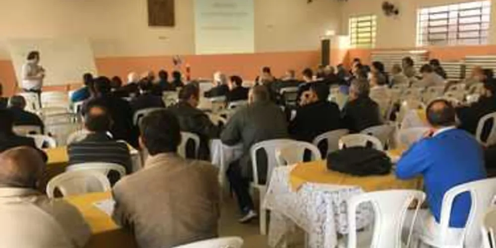 Imagem ilustrativa da imagem Igreja discute exageros nas celebrações do casamento em PG