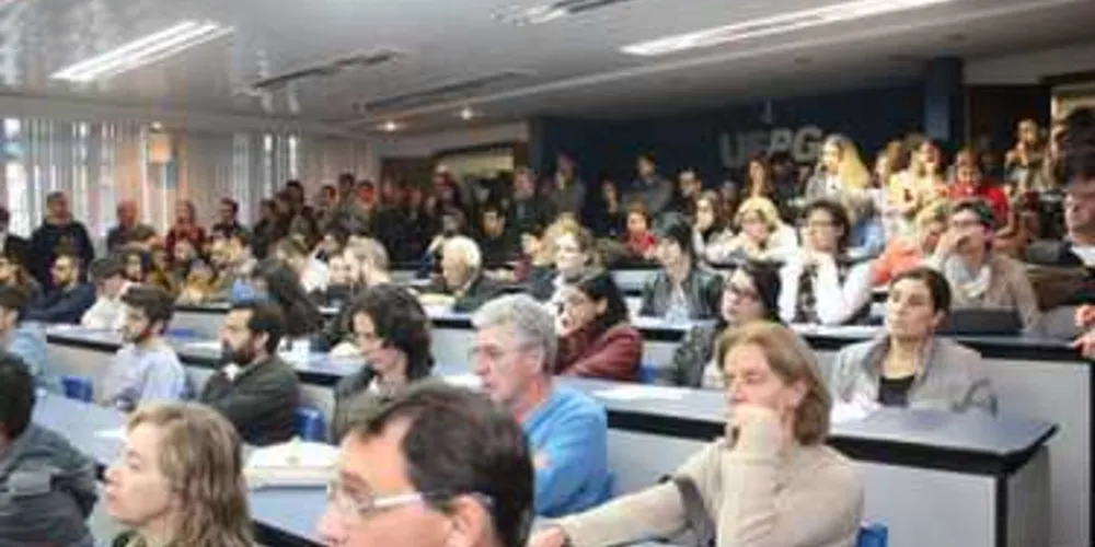 Imagem ilustrativa da imagem Professores da UEPG deflagram greve geral