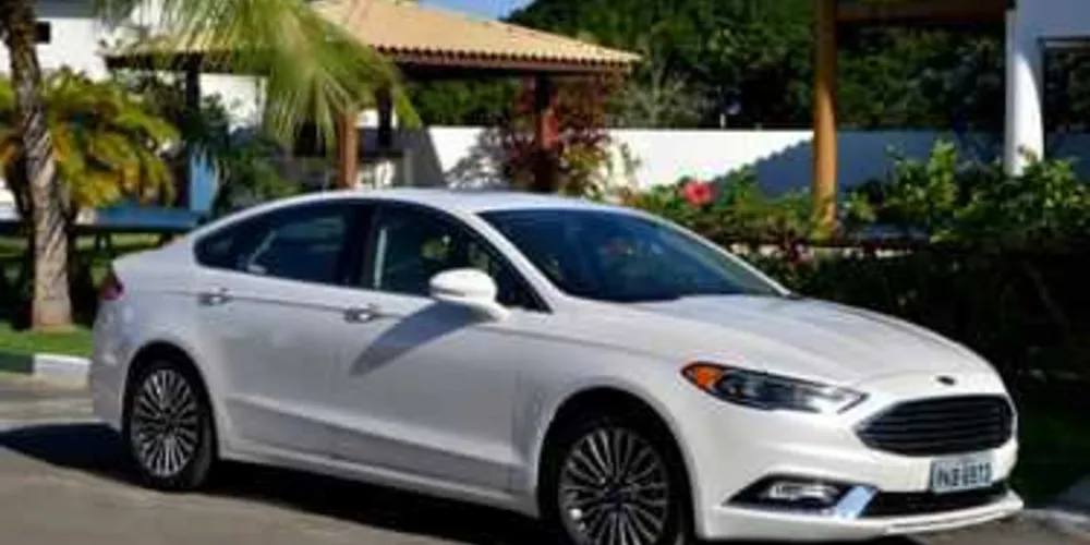 Imagem ilustrativa da imagem Ford lança linha 2017 do Fusion com design renovado e novas tecnologias