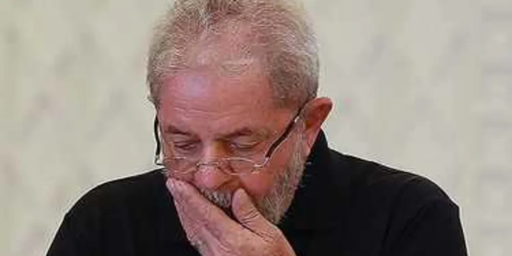 Imagem ilustrativa da imagem MPF denuncia Lula por esquema em obras na Angola
