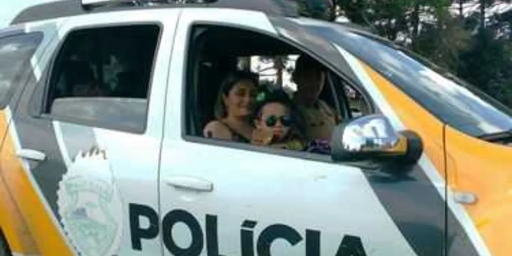 Visita surpresa aconteceu neste domingo