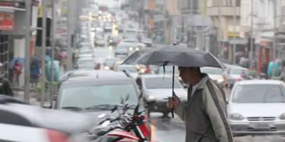 Próximos dias devem ser de chuva e calor em Ponta Grossa