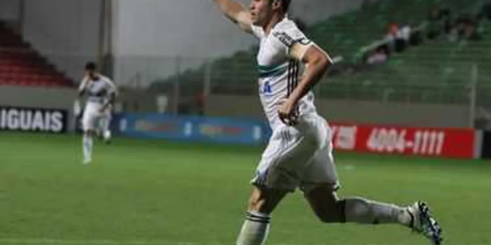 Imagem ilustrativa da imagem Kléber retorna ao Coxa para jogo contra o Fluminense