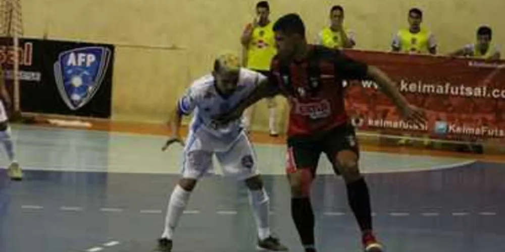 Imagem ilustrativa da imagem Com três de Vilela, Keima vence e se mantém na liderança do grupo A
