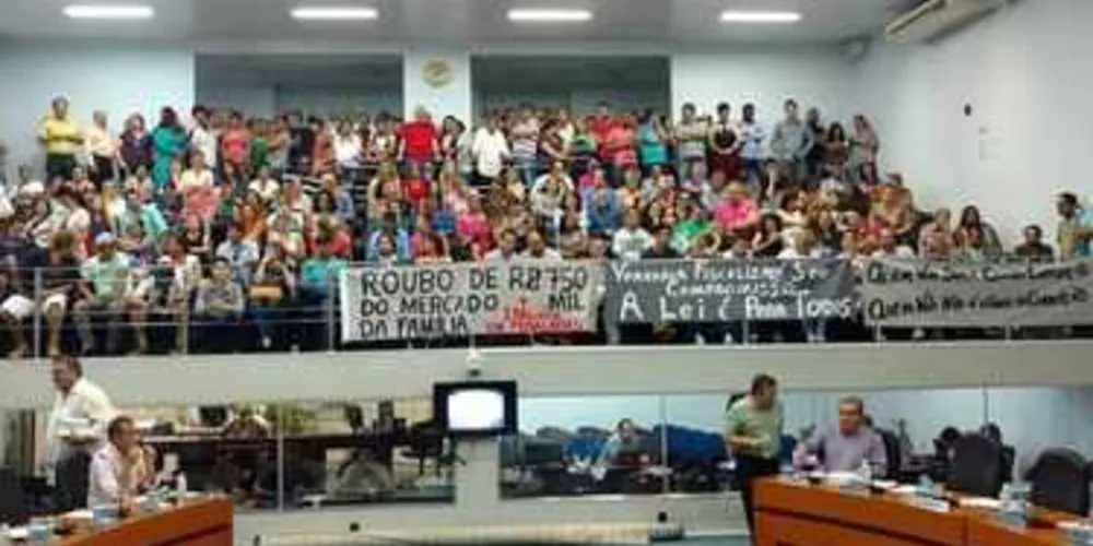 Imagem ilustrativa da imagem Troca de acusações marca sessão na Câmara de PG