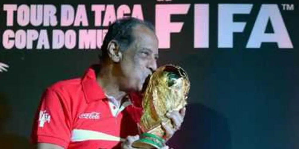 Capitão do tri, Carlos Alberto Torres morreu aos 72 anos, nesta terça-feira