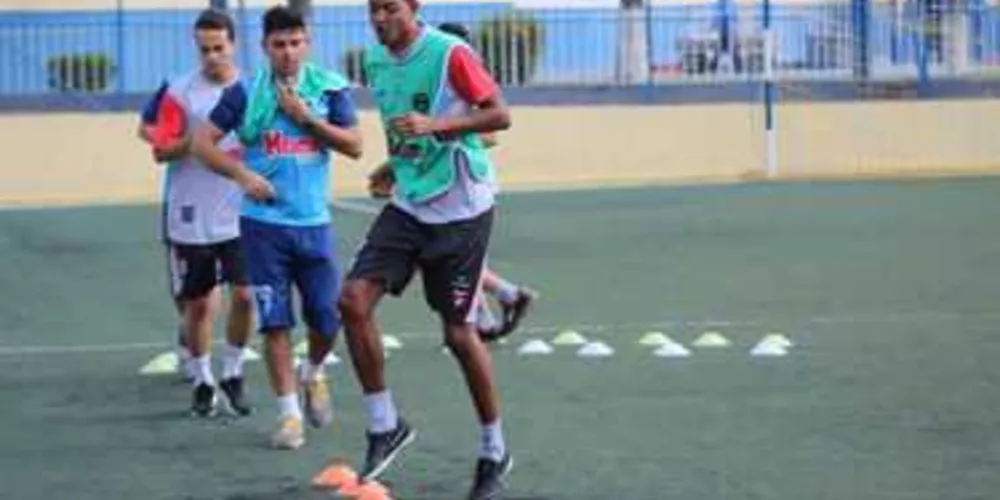 Imagem ilustrativa da imagem Keima intensifica treinamentos para últimos jogos da segunda fase