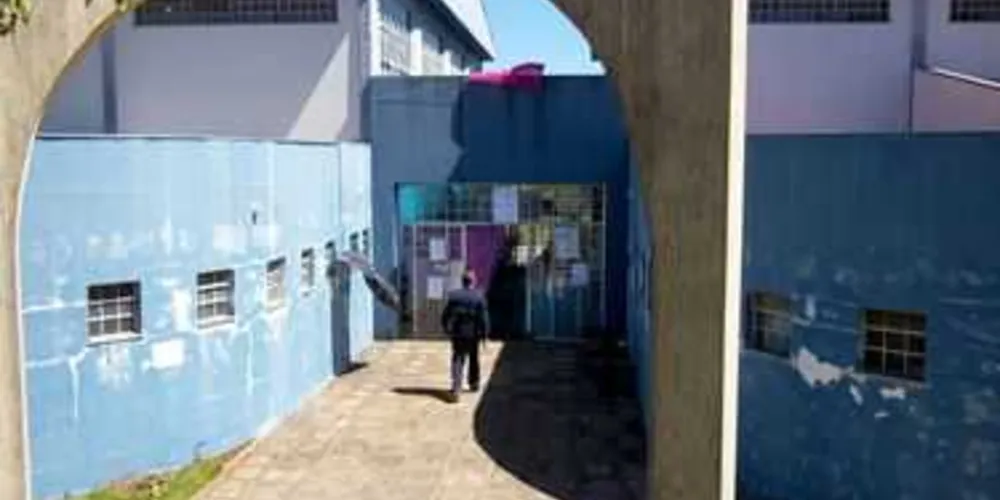 Imagem ilustrativa da imagem Estudantes chegam a acordo e iniciam desocupação