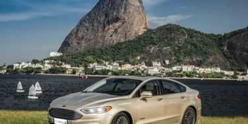 Imagem ilustrativa da imagem Ford inicia as vendas versão 2017 do Fusion Hybrid