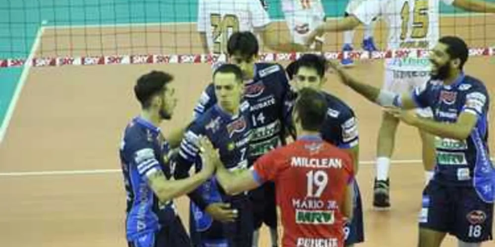 Imagem ilustrativa da imagem Caramuru perde na estreia da Superliga de vôlei
