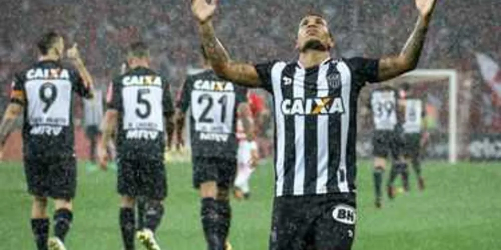 Imagem ilustrativa da imagem Atlético-MG recebe Inter em jogo de opostos na semifinal
