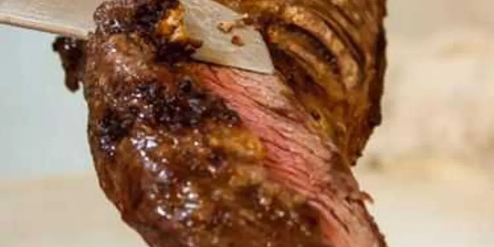 Observatório do Clima diz que a carne, desde a criação do gado até a mesa, é responsável pela liberação de grande quantidade de gases que causam o aquecimento global