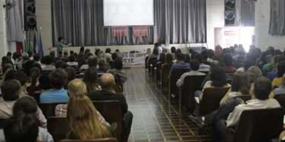 Imagem ilustrativa da imagem Sinduepg convoca assembleia para próxima terça