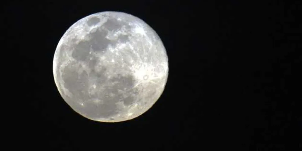 Imagem ilustrativa da imagem Maior superlua em quase 70 anos pode ser observada nesta segunda-feira