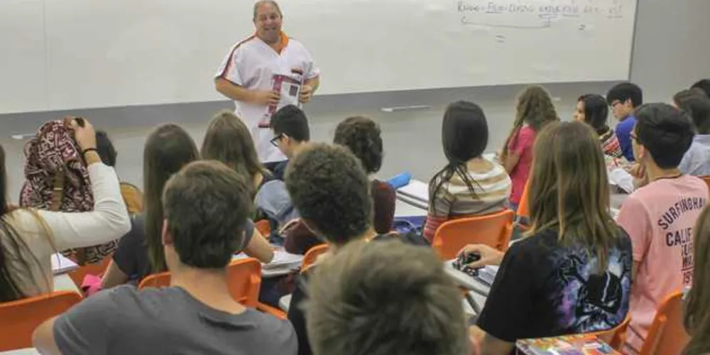 Imagem ilustrativa da imagem Colégio Sepam faz aulões e simulado antes da prova