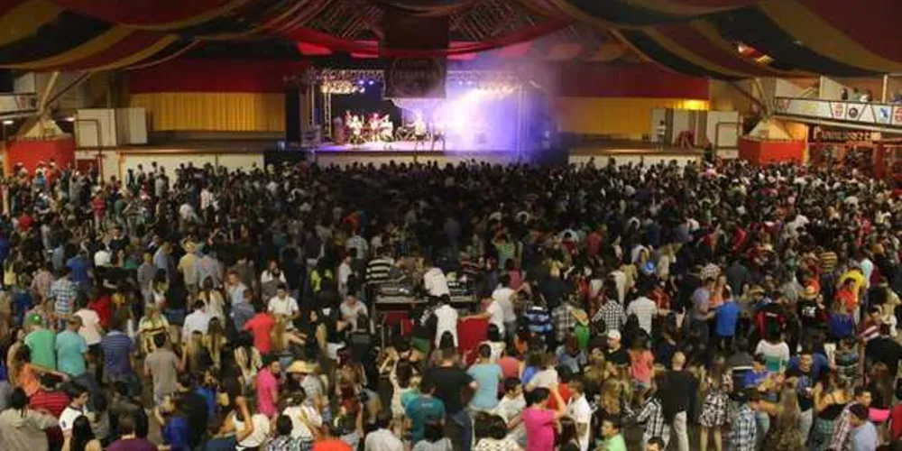 Imagem ilustrativa da imagem Pavilhão do Centro de Eventos será transformado em Vila Germânica