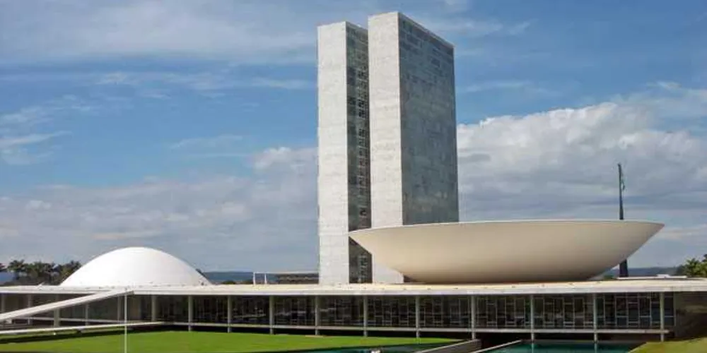 Imagem ilustrativa da imagem Congresso debate medidas de combate à corrupção e teto salarial
