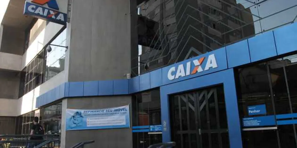 Imagem ilustrativa da imagem Presidente da Caixa diz que banco não pretende fechar agências