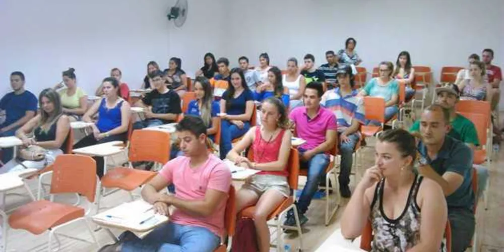 Imagem ilustrativa da imagem Inscrições para o vestibular do Cescage terminam amanhã