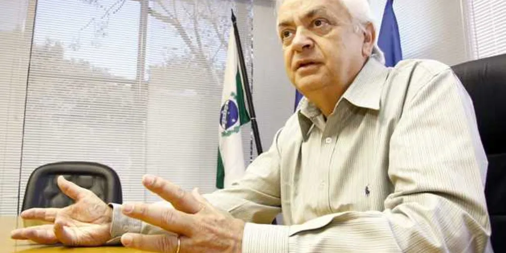 Wosgrau não atendeu aos telefonemas da reportagem. Ex-prefeito comandou a cidade durante três mandatos