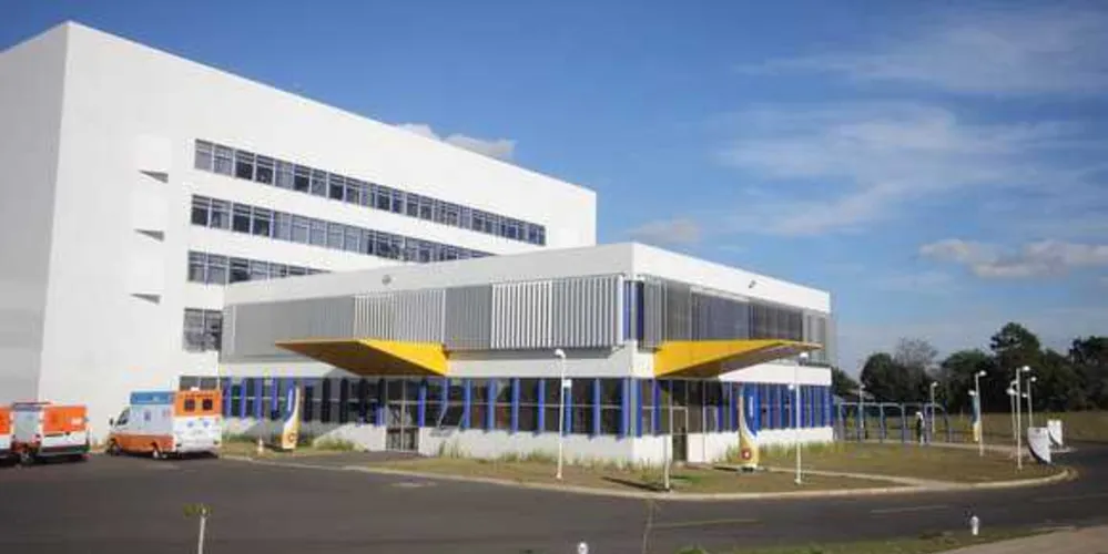 Vítima está internada no Hospital Regional