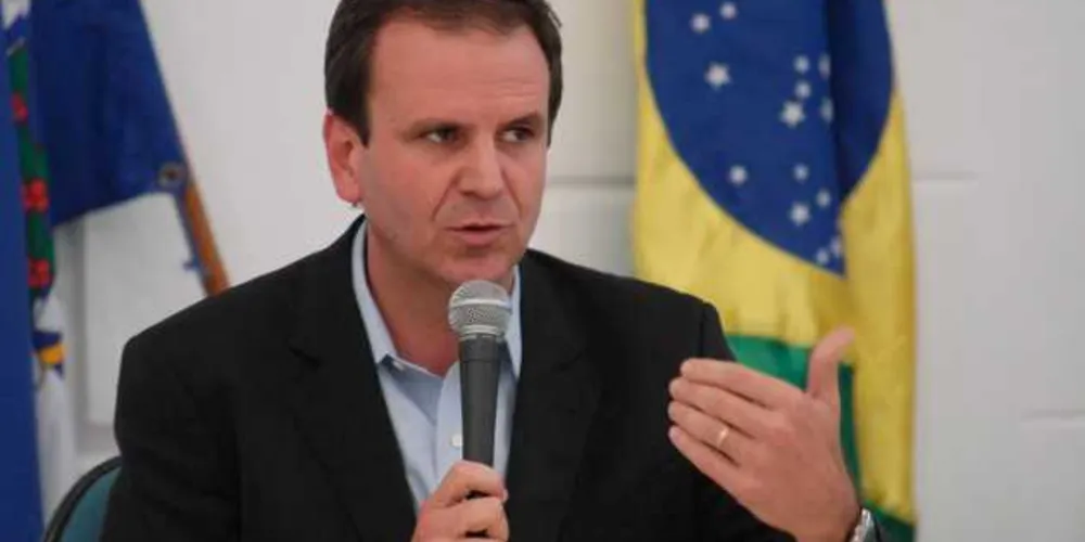 Imagem ilustrativa da imagem Prefeito do Rio sanciona lei que proíbe Uber