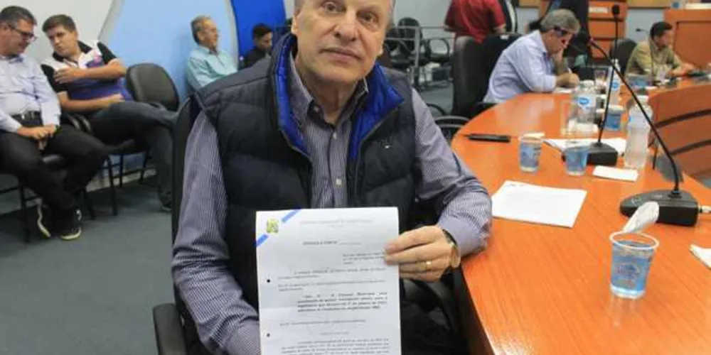 Adura quer que número de vereadores caia de 23 para 15 a partir de 2021