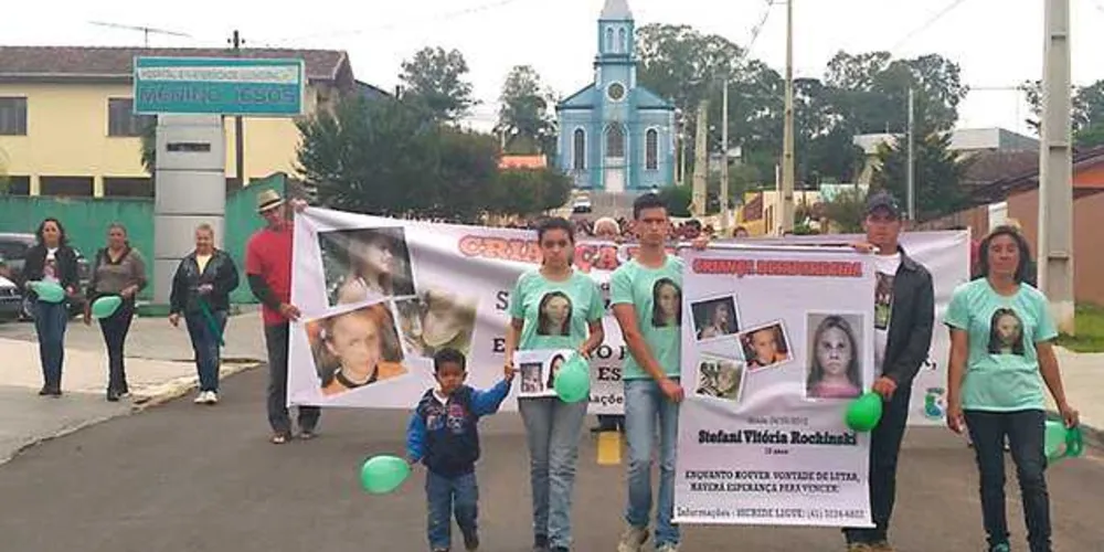 Imagem ilustrativa da imagem Caminhada em Porto Amazonas relembra menina desaparecida