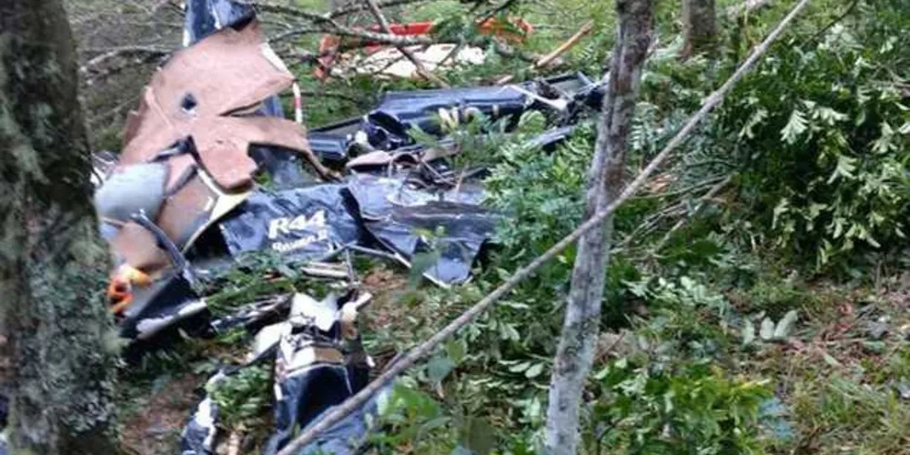 Imagem ilustrativa da imagem Helicóptero cai em SP e deixa quatro mortos