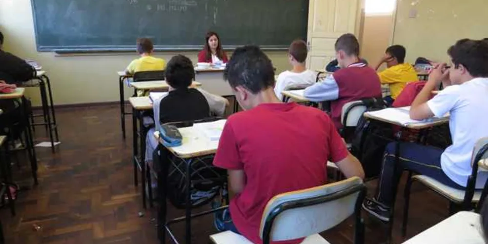 Turma da sexta série funcionará com ensino integral