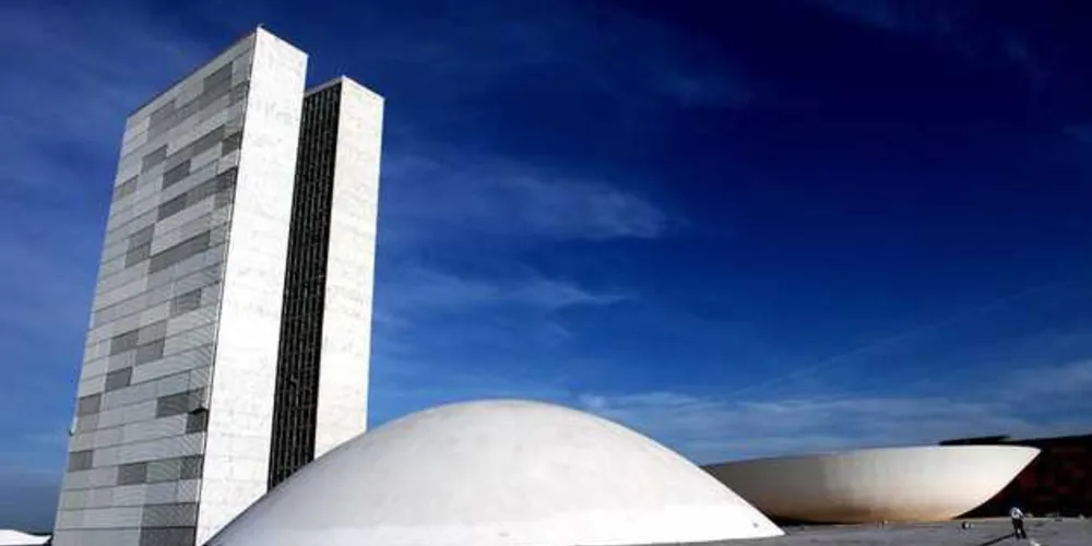 Imagem ilustrativa da imagem Senado recorre da decisão de ministro do STF de afastar presidente