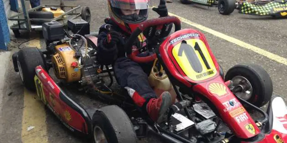 Imagem ilustrativa da imagem Piloto de cinco anos de Carambeí é nova aposta do kart
