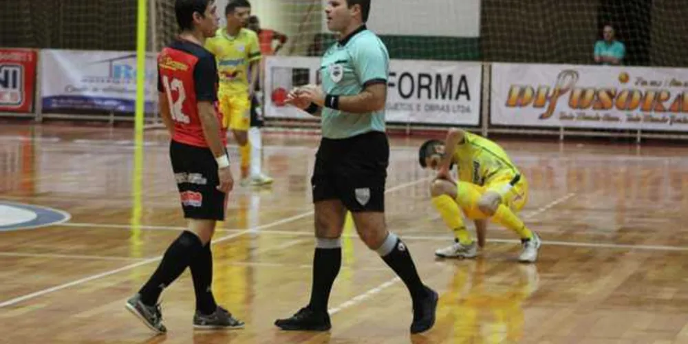 Imagem ilustrativa da imagem Keima perde a primeira partida da final do Paranaense