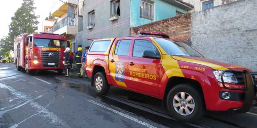 Incêndio aconteceu em um sobrado na Rua Comendador Miró