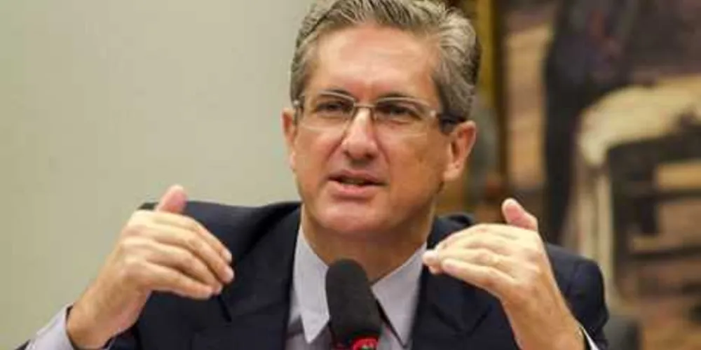 Pacote de medidas econômicas buscará reativar a economia "de forma imediata", disse o deputado e líder do PSD Rogerio Rosso