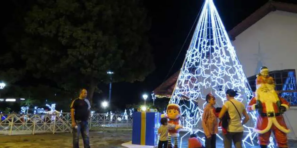 Imagem ilustrativa da imagem Papai Noel chega em PG nesta quinta