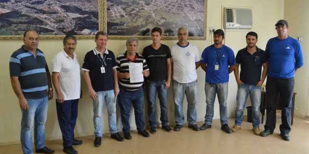 Imagem ilustrativa da imagem Sanepar firma parceria para ampliar rede de esgoto em Piraí