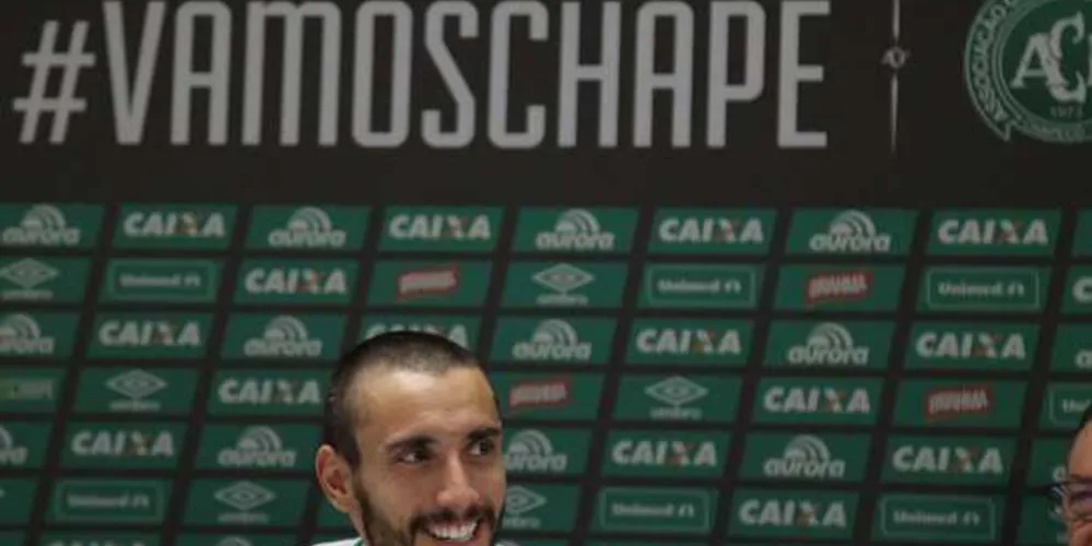 Imagem ilustrativa da imagem Alan Ruschel fala em milagre e planeja volta em seis meses