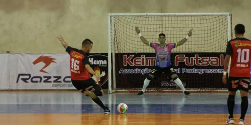 Imagem ilustrativa da imagem Keima perde e vê Copagril levantar o tri do Paranaense