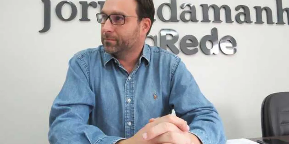 Pauliki afirma ser contra a reeleição para cargos públicos e também diz ser contra ao "abandono de mandatos"