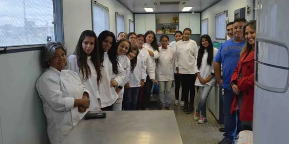 Imagem ilustrativa da imagem Piraí do Sul encerra cursos de 2016 da ‘Carreta do Senac’