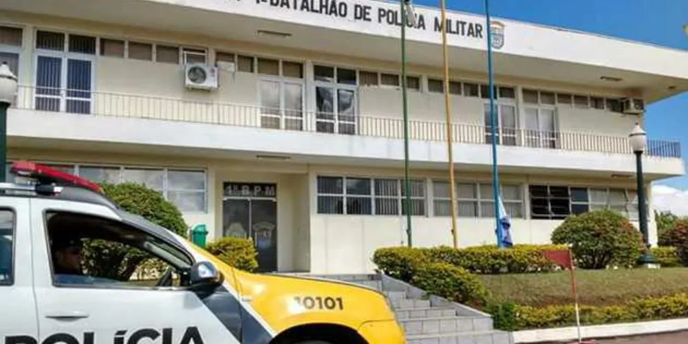 Imagem ilustrativa da imagem PM recupera três veículos e prende quatro suspeitos