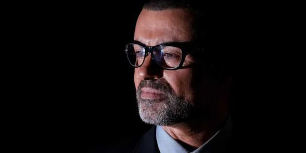 Imagem ilustrativa da imagem Cantor britânico George Michael morre aos 53 anos