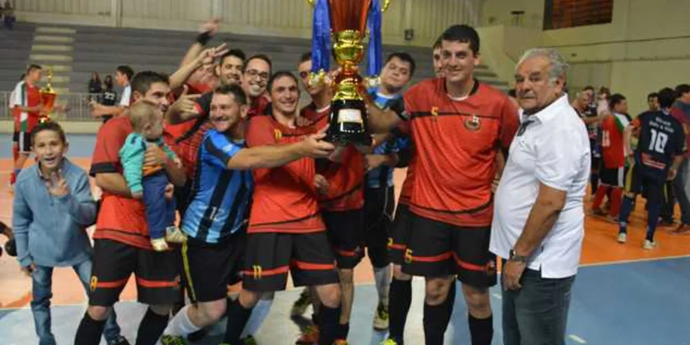 Imagem ilustrativa da imagem Campeonato de futsal de Piraí encerra calendário esportivo em 2016
