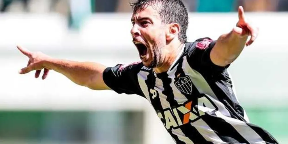 Imagem ilustrativa da imagem Santos confirma contratação de Leandro Donizete
