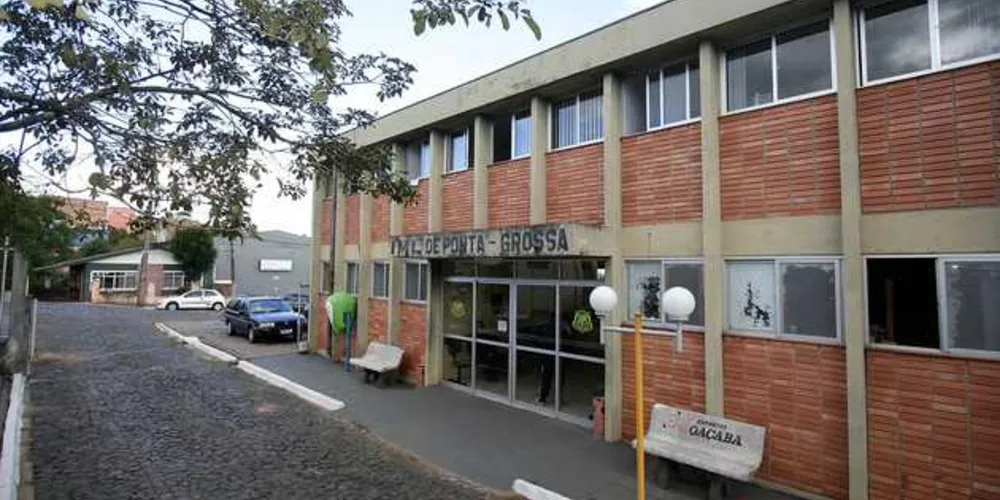 Corpo da vítima foi encaminhado ao Instituto Médico-Legal (IML)