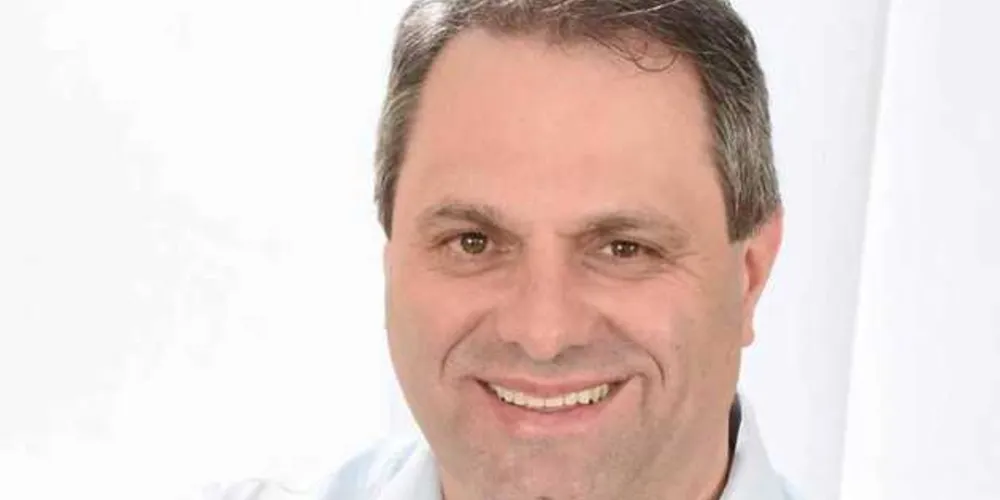 Gerson Colodel (PMDB) revogou lei que reduzia em 20% salário dele, do vice e dos secretários