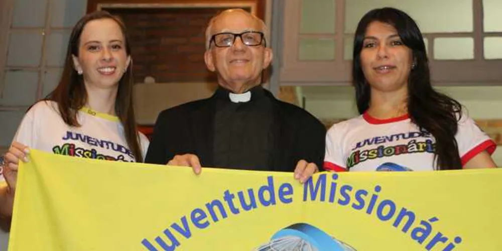 Bispo dom Sergio fez a missa de envio das missionárias, na Icthus