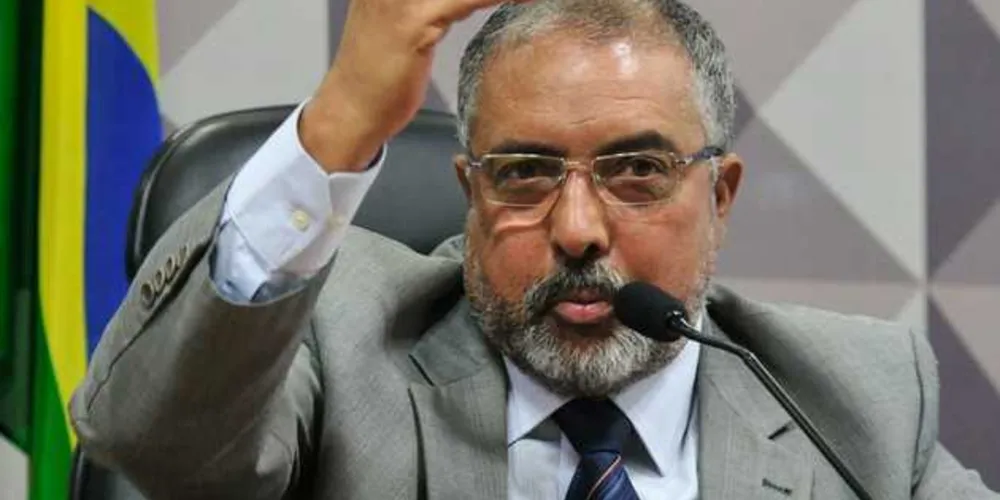 Paim é o autor da PEC que obriga os órgãos públicos a preencher as vagas oferecidas em concursos