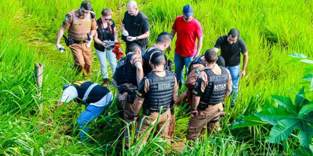 Dois dos suspeitos foram mortos durante troca de tiros em um matagal